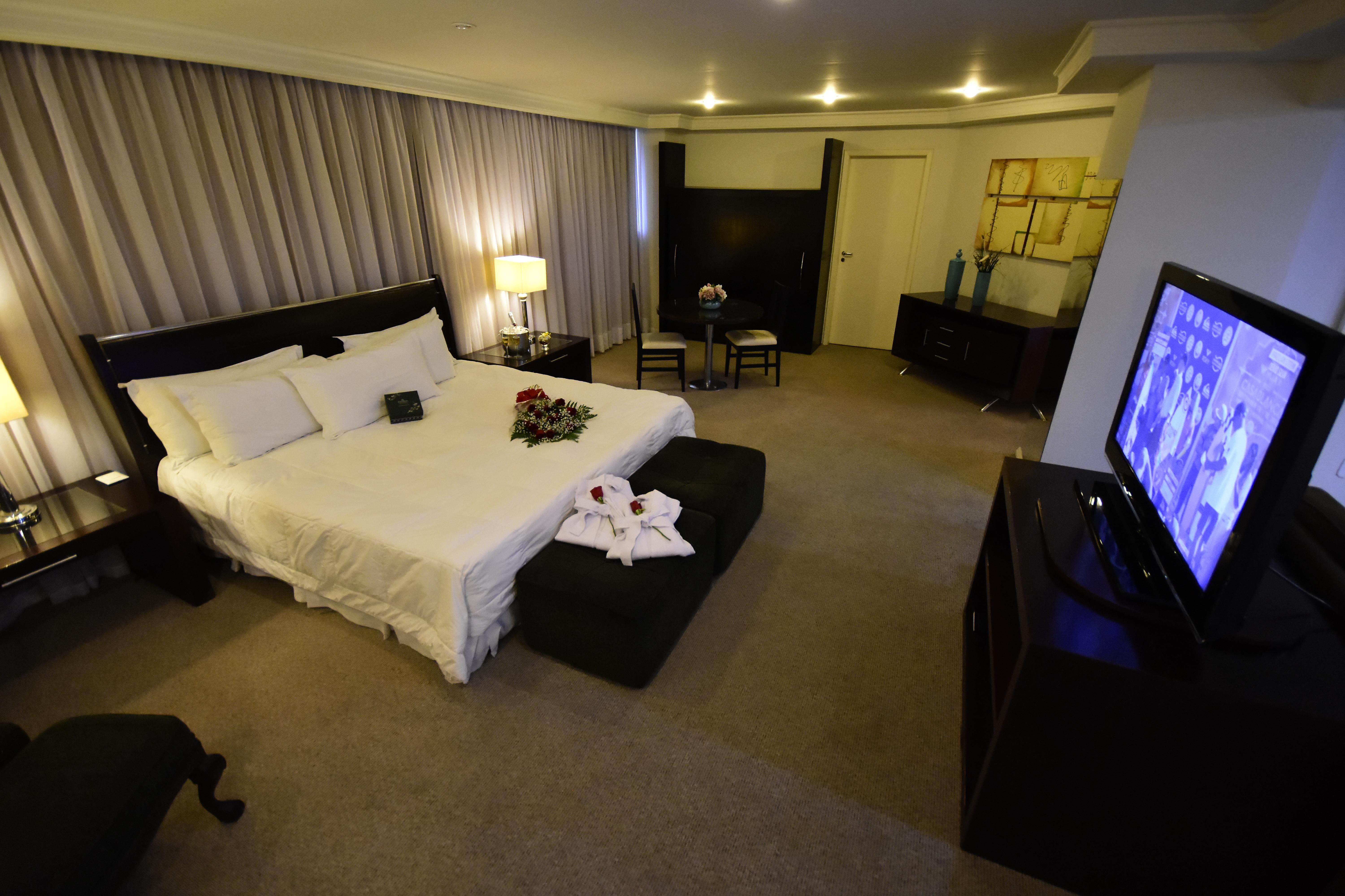 Central Park Hotel By Bourbon Cascavel  Extérieur photo