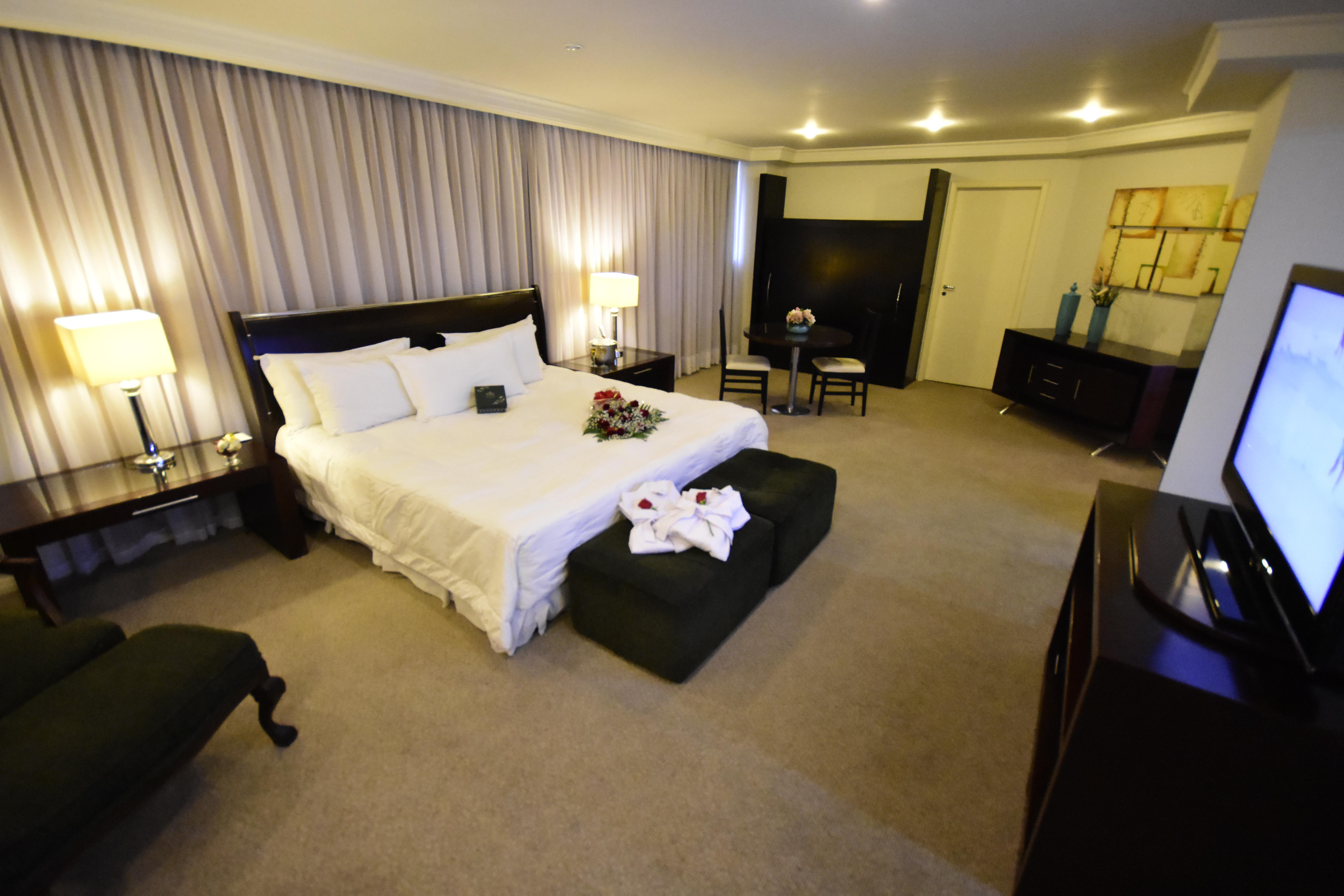 Central Park Hotel By Bourbon Cascavel  Extérieur photo